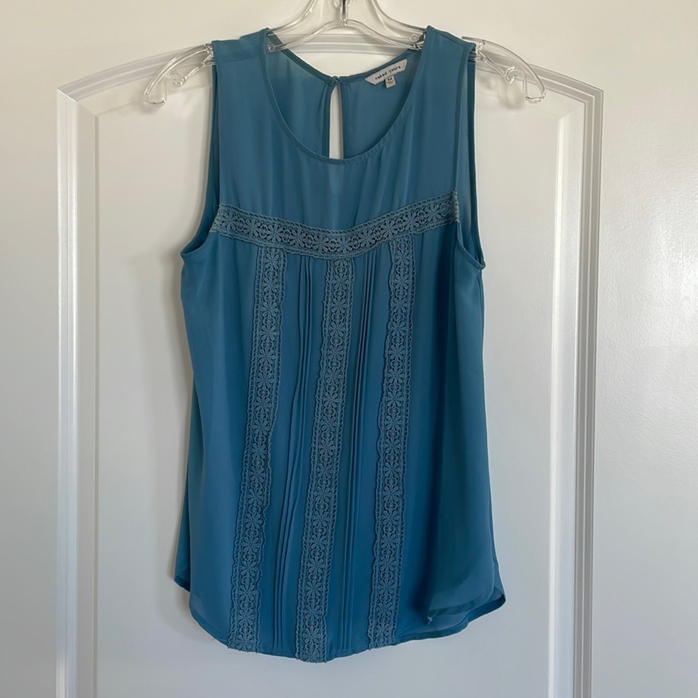 Dusty blue sleeveless blouse. Size medium